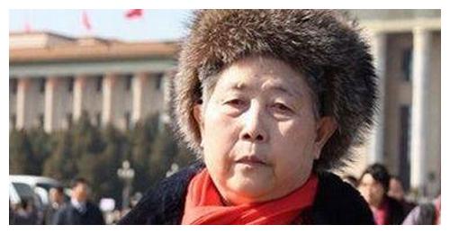 老干妈坚持用玻璃瓶，不换包装，不会浪费成本吗？真为了消费者？
