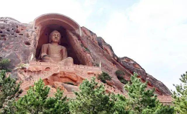 须弥山石窟。图/“宁夏文化和旅游”公众号