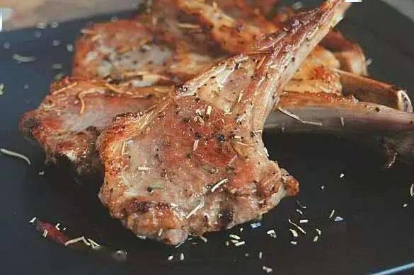 宁夏的羊肉有多好吃？“我出了宁夏不吃羊肉。” 图/“ 宁夏文化和旅游”公众号