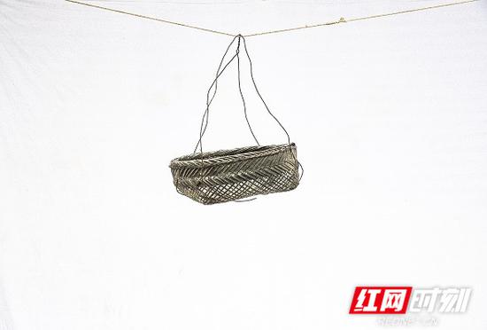  宝瑶物语·竹篮。