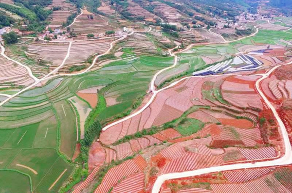 云南乌蒙山贫困地区国土综合整治项目验收