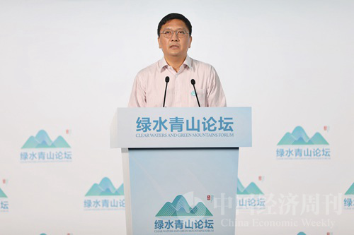国家林草局国有林场和种苗管理司副司长李岭宏